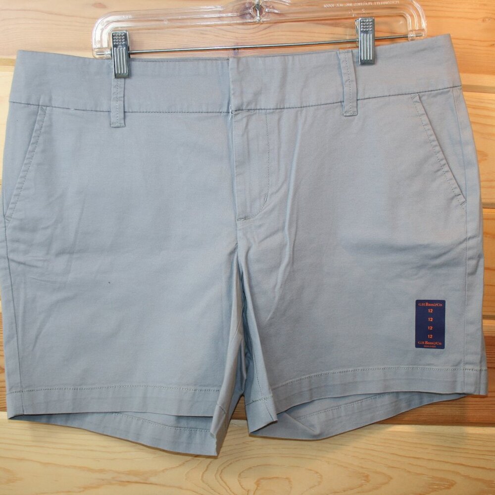 NWTS G.H. Bass & Co.  Bermuda Shorts Khaki Cotton Stretch Size 12